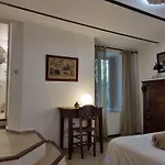 Mas De La Petite Jeanne Apartment *