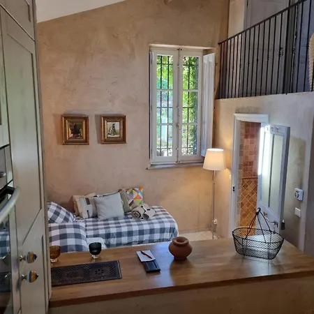 Mas De La Petite Jeanne Grimaud