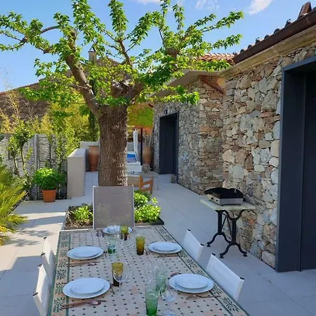 Mas De La Petite Jeanne Grimaud